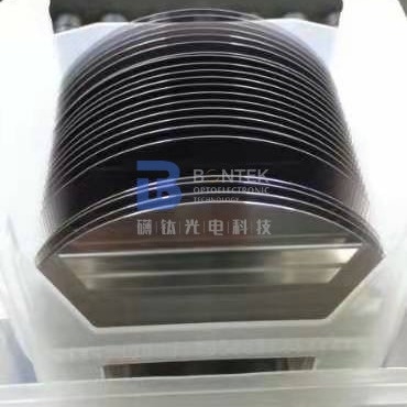 4“ Lithiumtantalate Wafeltje voor Piezoelectric Omvormer van de Hoge Frequentie de Breedbandfilter