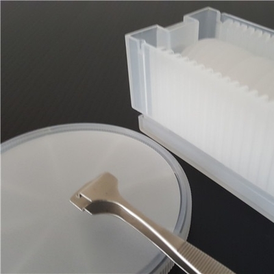 De r-As van Sapphire Wafer 2Inch 3inch 4inch 6inch van Stepanov Methode Gekweekt m-Vliegtuig