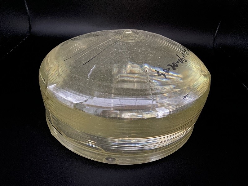4 inch LiNbO3 Wafer Gepolijst 5 mol% MgO Dope Voor magnetische en optische toepassingen