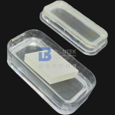 Het Wafeltje van ruwheidsra 1nm LiNbO3 in 4“ 6“ 8“ smeerde Optische rang of ZAG rang